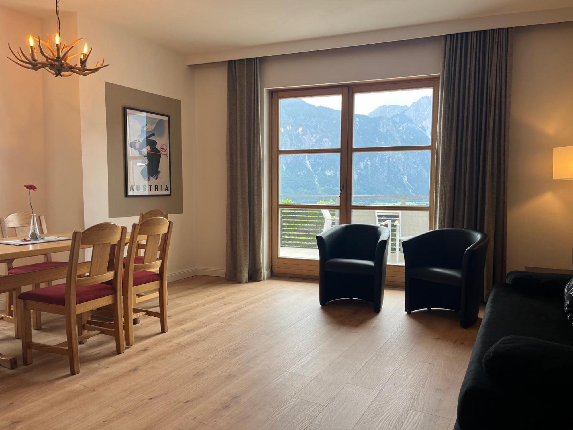 Sun Apartments - With Dolomiten Panorama 利恩茨 外观 照片