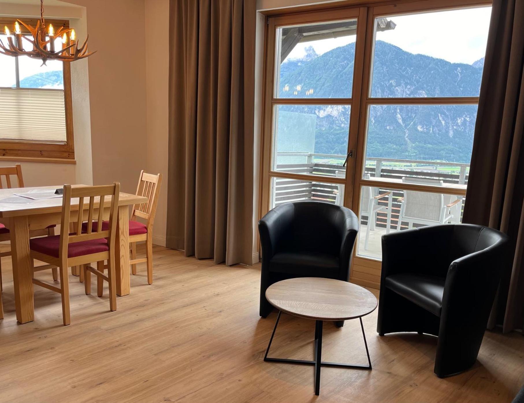 Sun Apartments - With Dolomiten Panorama 利恩茨 外观 照片