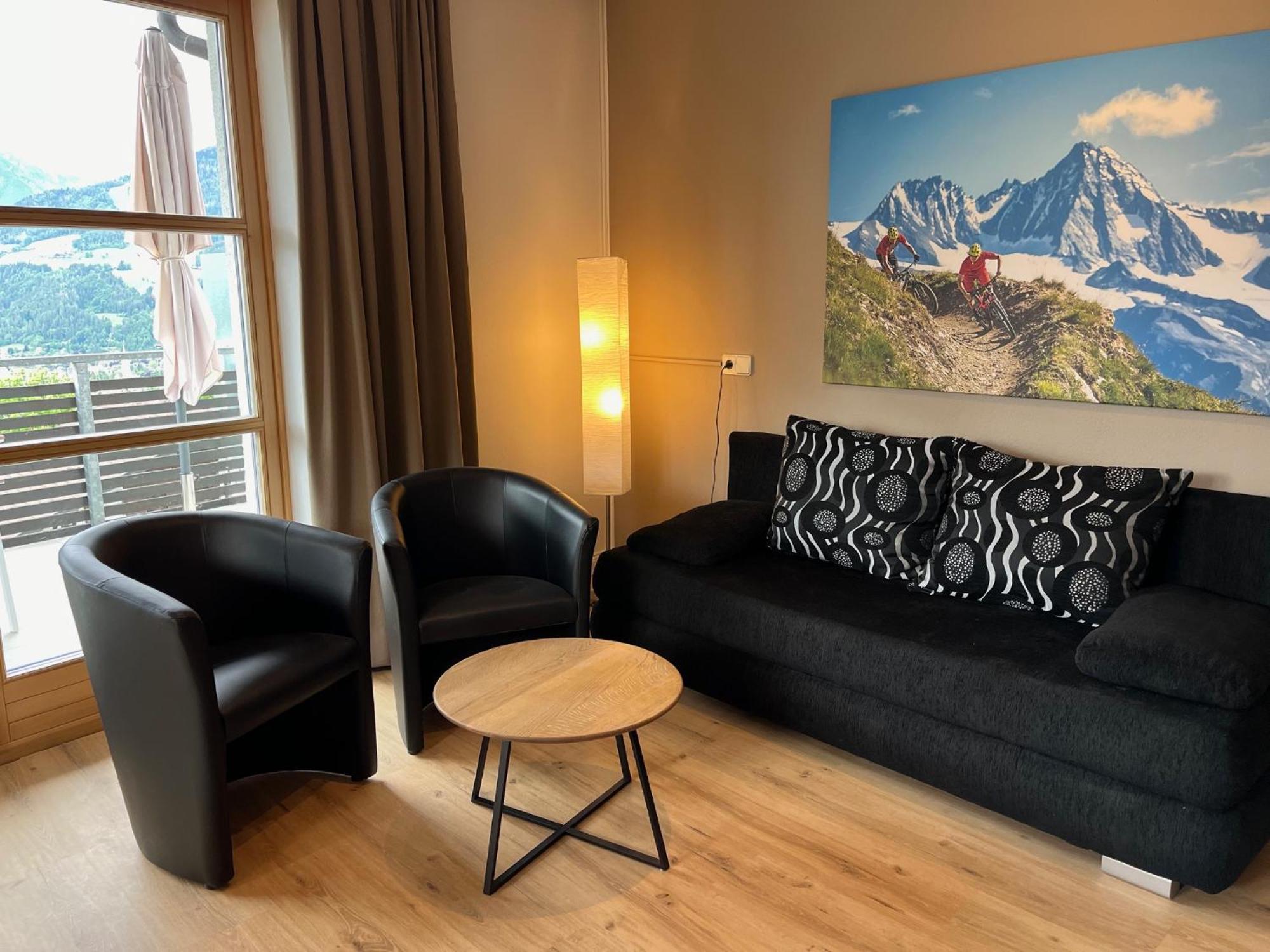 Sun Apartments - With Dolomiten Panorama 利恩茨 外观 照片